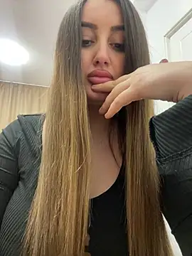 hotAlys online show from March 15, 2025, 9:49 pm