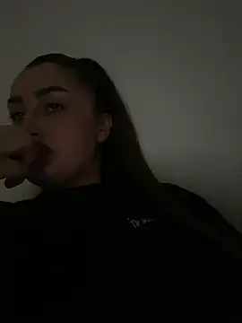 hotAlys online show from March 22, 2025, 6:36 pm