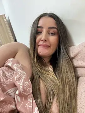 hotAlys online show from March 21, 2025, 10:50 pm