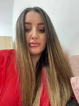 hotAlys online show from March 16, 2025, 5:07 pm