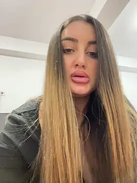 hotAlys online show from March 16, 2025, 12:56 am