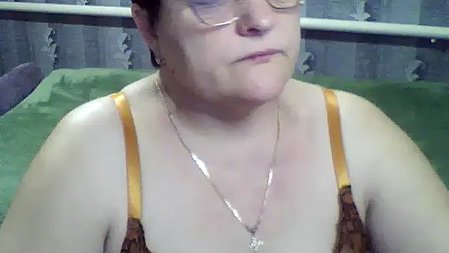 ElzaJewel online show from March 22, 2026, 10:44 pm