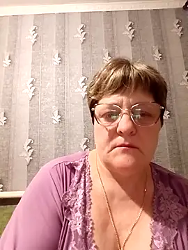 ElzaJewel online show from April 13, 2026, 7:40 pm