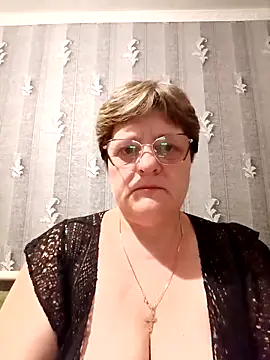 ElzaJewel online show from April 28, 2026, 9:52 pm