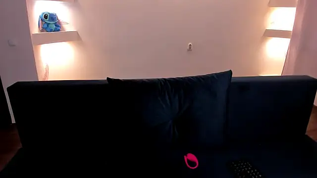 Snapshot of YourMegan chatting on October 14, 2025, 8:53 pm YourMegan online show from October 14, 2025, 8:53 pm