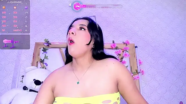 BeccaMathew online show from February 3, 2026, 1:49 am