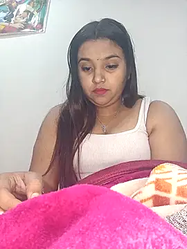 Snapshot of RAYI_01 chatting on February 7, 2025, 4:46 pm RAYI 01 online show from February 7, 2025, 4:46 pm