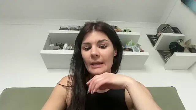 Petitecookie online show from March 20, 2026, 1:23 pm