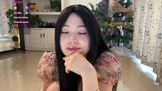 nanaliu6 online show from December 21, 2025, 2:24 am