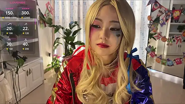 nanaliu6 online show from October 27, 2025, 6:58 am