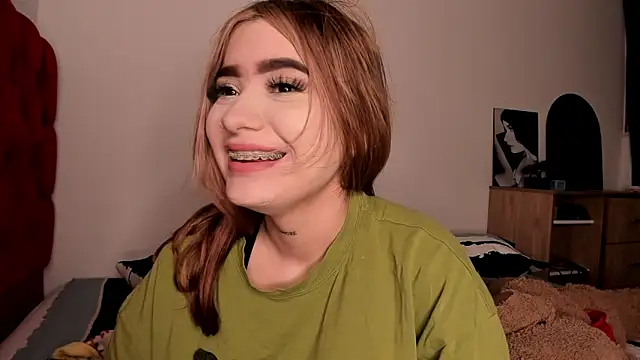 Snapshot of akirahattori chatting on February 20, 2026, 3:25 am akirahattori online show from February 20, 2026, 3:25 am