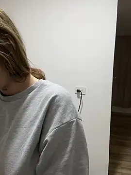 Snapshot of akirahattori chatting on February 22, 2026, 11:17 pm akirahattori online show from February 22, 2026, 11:17 pm