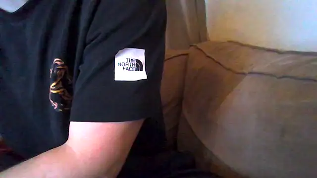 Snapshot of pietjepuk1310 chatting on February 11, 2026, 9:09 am pietjepuk1310 online show from February 11, 2026, 9:09 am