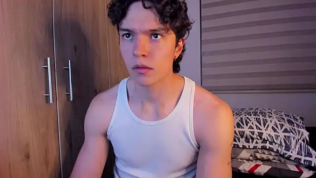 Mastrangelo xxx online show from October 24, 2025, 2:54 am