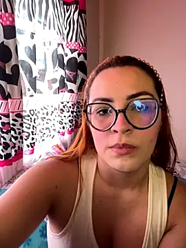 Snapshot of JessyCream chatting on September 28, 2025, 6:59 pm JessyCream online show from September 28, 2025, 6:59 pm