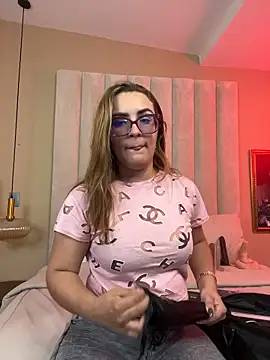 Snapshot of JessyCream chatting on June 3, 2026, 1:12 pm JessyCream online show from June 3, 2026, 1:12 pm