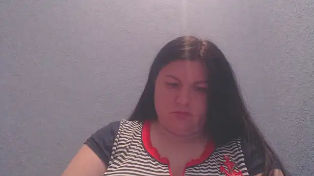 KiraSwee online show from February 10, 2026, 5:12 pm