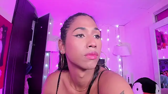 Alissemasiel online show from March 29, 2026, 8:32 pm