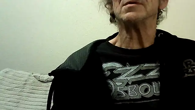 Snapshot of Dara4q chatting on February 16, 2026, 1:59 am Dara4q online show from February 16, 2026, 1:59 am