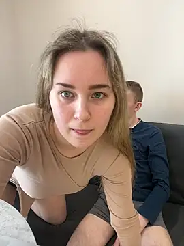 Snapshot of alisanikita chatting on March 3, 2025, 7:35 am alisanikita online show from March 3, 2025, 7:35 am