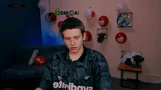 jimmie hot online show from February 19, 2025, 7:48 pm