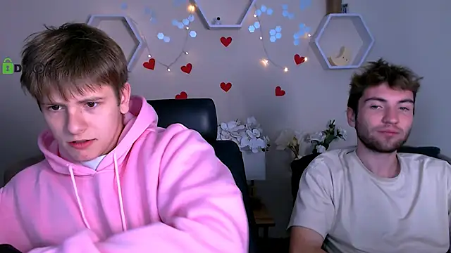 jimmie hot online show from October 2, 2025, 7:28 pm