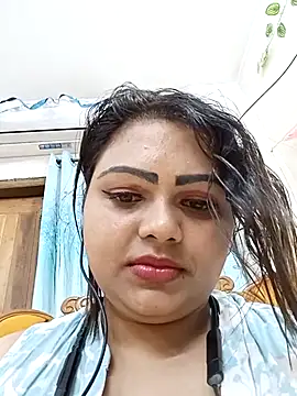 blue-berry07 online show from June 4, 2026, 7:46 am