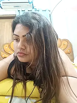 blue-berry07 online show from June 14, 2026, 12:17 pm