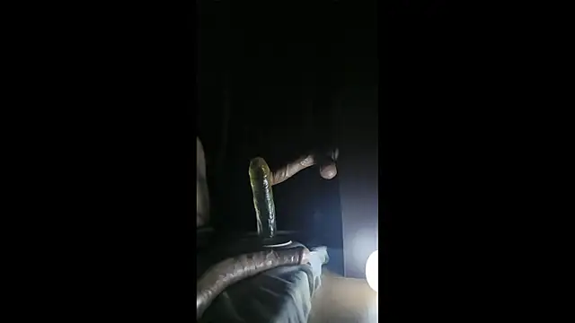 Snapshot of Raymond1308 chatting on November 8, 2025, 9:18 pm Raymond1308 online show from November 8, 2025, 9:18 pm