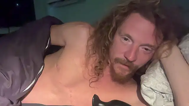 Snapshot of redone8in chatting on October 24, 2025, 4:39 pm redone8in online show from October 24, 2025, 4:39 pm