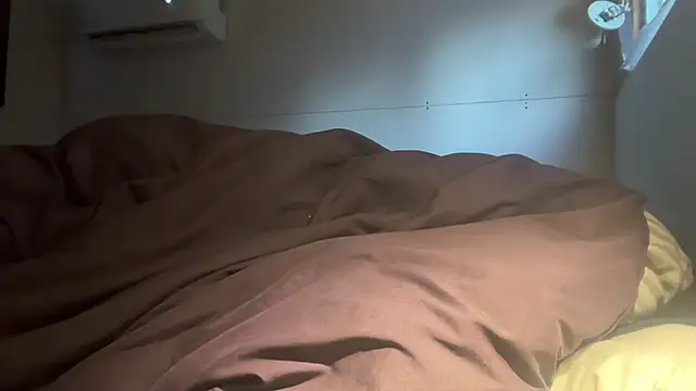 Snapshot of redone8in chatting on February 3, 2025, 4:52 pm redone8in online show from February 3, 2025, 4:52 pm