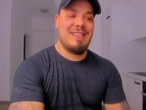 ZackMasterss online show from March 15, 2026, 7:54 pm