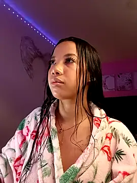 Snapshot of SallyWhitee chatting on February 17, 2026, 5:16 am SallyWhitee online show from February 17, 2026, 5:16 am