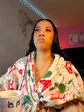 SallyWhitee online show from March 14, 2026, 5:46 am