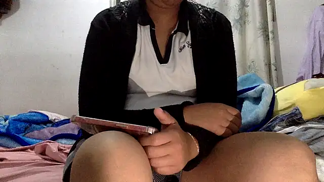 Snapshot of sharonlopez9611 chatting on April 23, 2026, 3:24 am sharonlopez9611 online show from April 23, 2026, 3:24 am