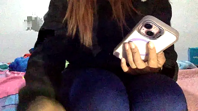 sharonlopez9611 online show from December 22, 2025, 3:28 am