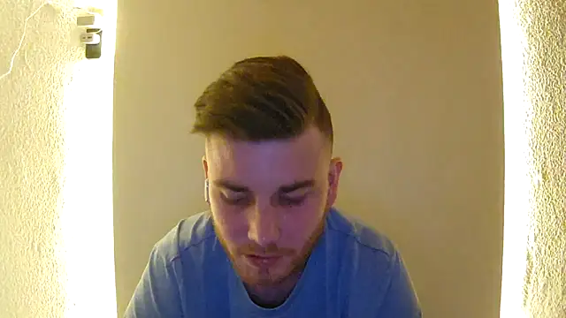 Foxtrott 242 online show from April 30, 2026, 11:31 pm