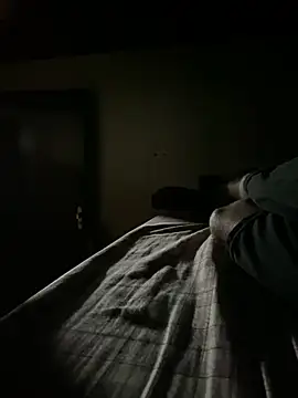 Mineirinho043 online show from November 22, 2025, 1:48 am