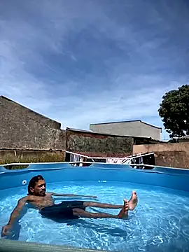 Mineirinho043 online show from November 27, 2025, 4:40 pm