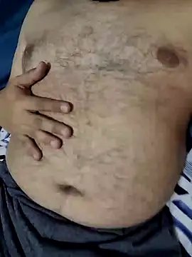 Snapshot of El_inge_oso chatting on February 12, 2025, 1:41 am El inge oso online show from February 12, 2025, 1:41 am