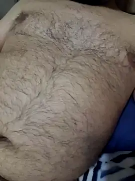 Snapshot of El_inge_oso chatting on February 14, 2025, 1:45 am El inge oso online show from February 14, 2025, 1:45 am