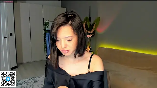 RikoAsada online show from March 31, 2026, 6:37 am