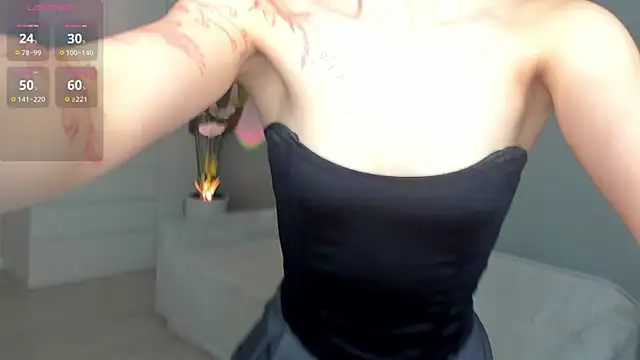 RikoAsada online show from November 9, 2025, 7:12 am