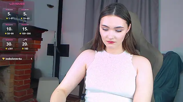 Kira Jin online show from February 11, 2025, 11:53 am