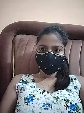fuungirl38 online show from July 17, 2026, 5:32 pm