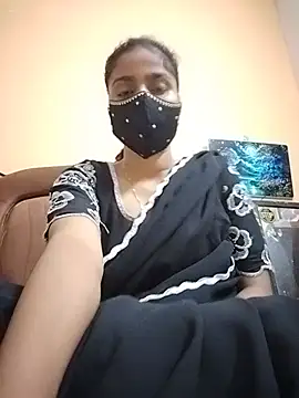 fuungirl38 online show from June 21, 2026, 6:03 pm