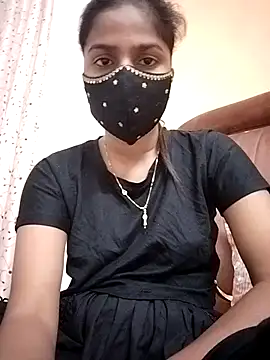 Snapshot of fuungirl38 chatting on November 21, 2025, 4:50 pm fuungirl38 online show from November 21, 2025, 4:50 pm