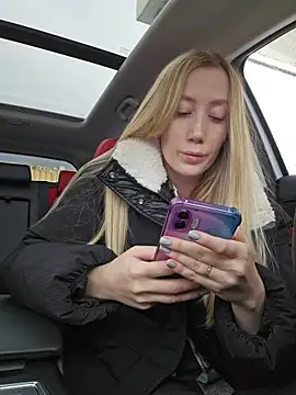 Pussy Drive03 online show from December 17, 2025, 4:39 am