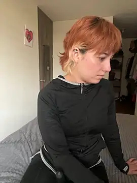 Maggie Geller online show from October 28, 2025, 10:09 pm