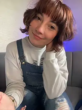 Snapshot of Maggie_Geller chatting on March 13, 2025, 3:06 pm Maggie Geller online show from March 13, 2025, 3:06 pm